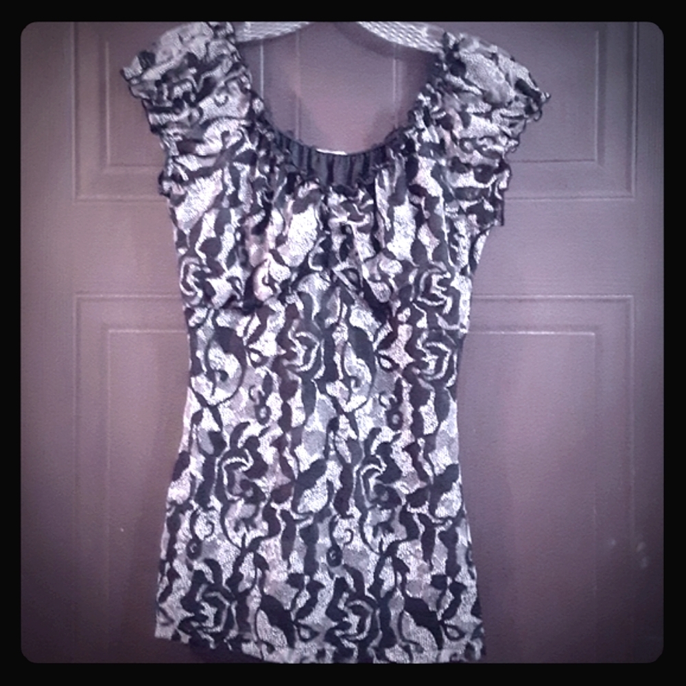 Lace print top